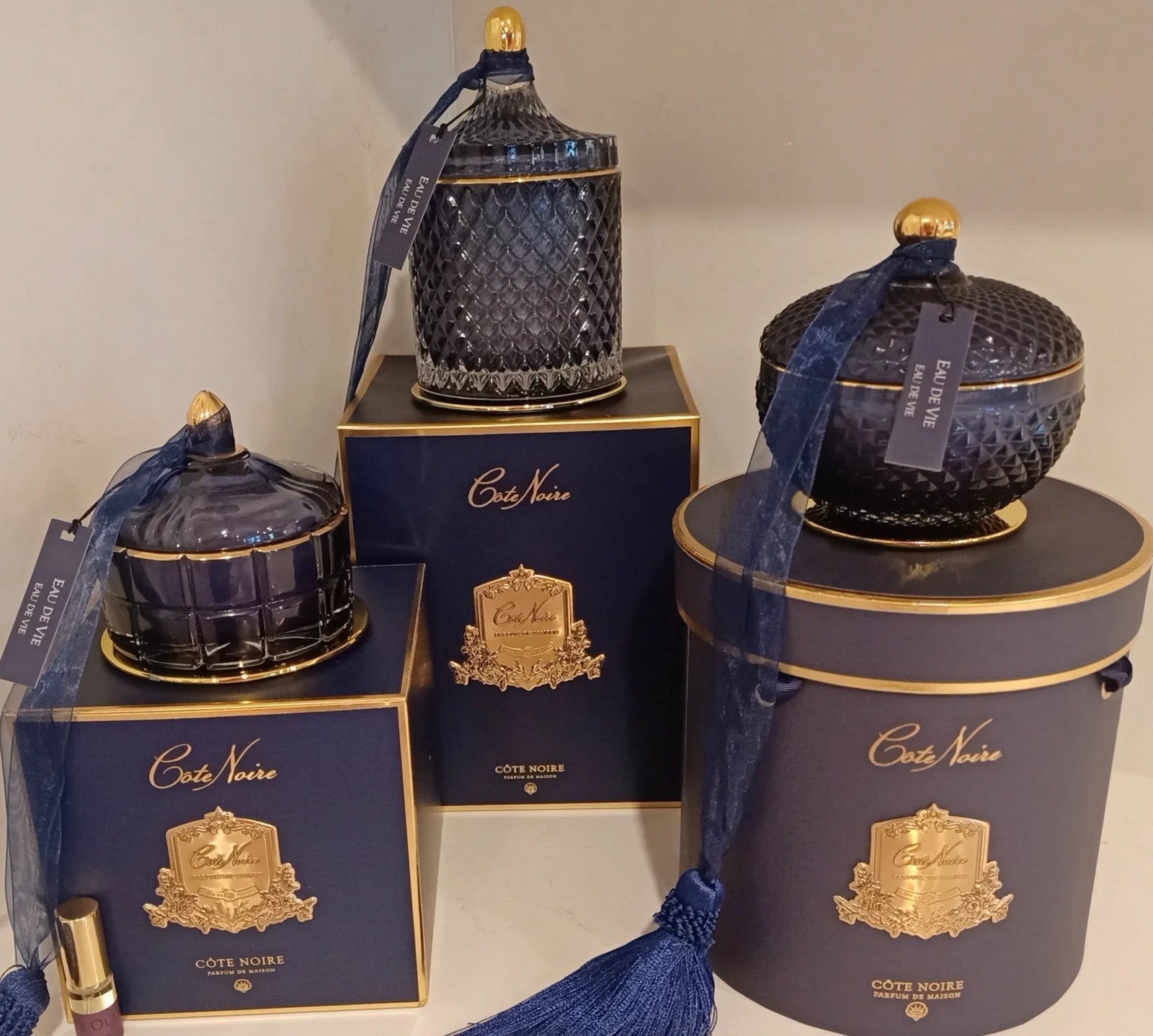kerzenset mit art, grand art und round art duftkerze, marineblau.