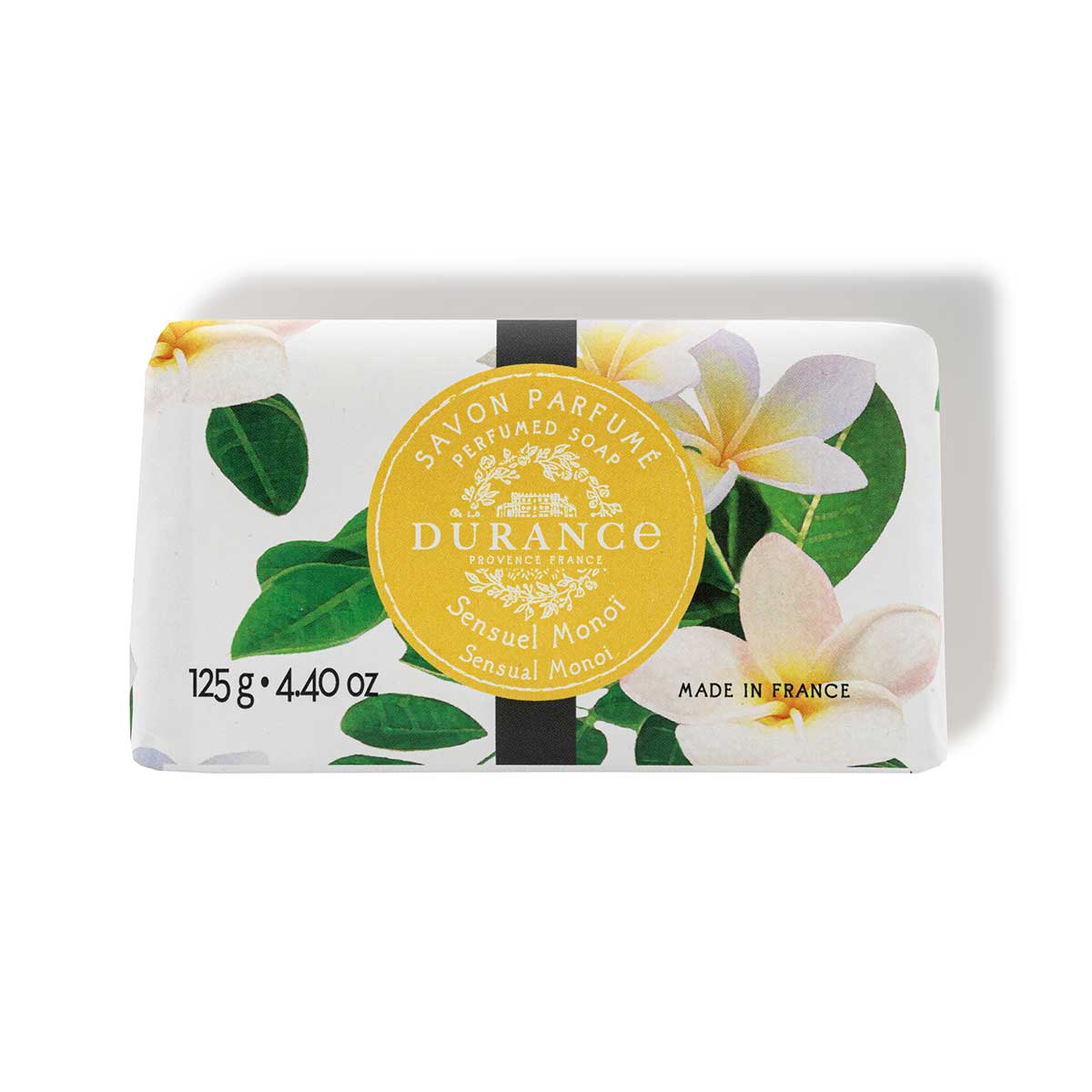 exclusives blumenpapier eingepackte seife duft sensuel monai  hintergrund weiss