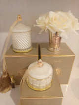 kerzenset mit art und grand art duftkerze und duftblume, creme und gold.